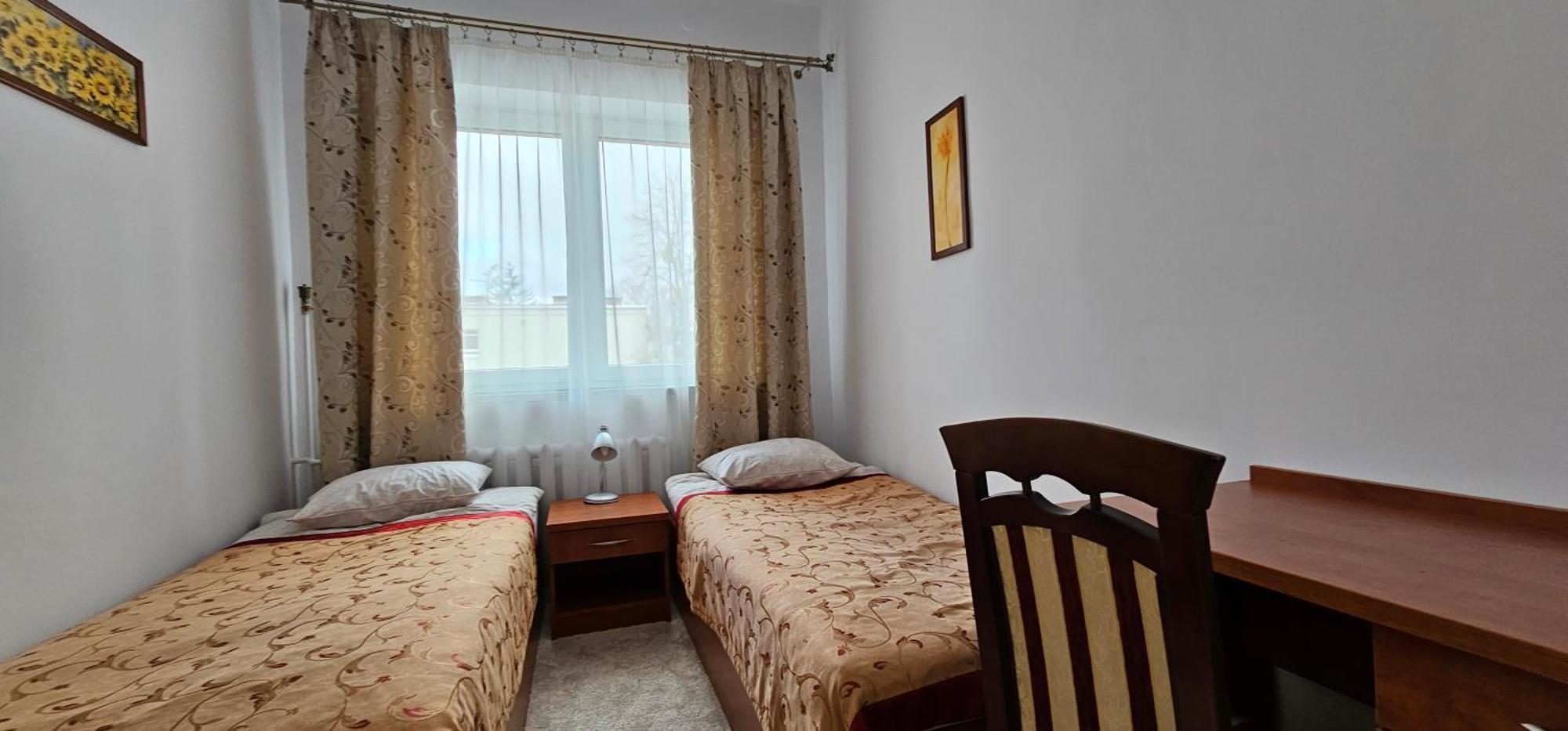Rest Hostel Airport Modlin Nowy Dwór Mazowiecki Екстериор снимка