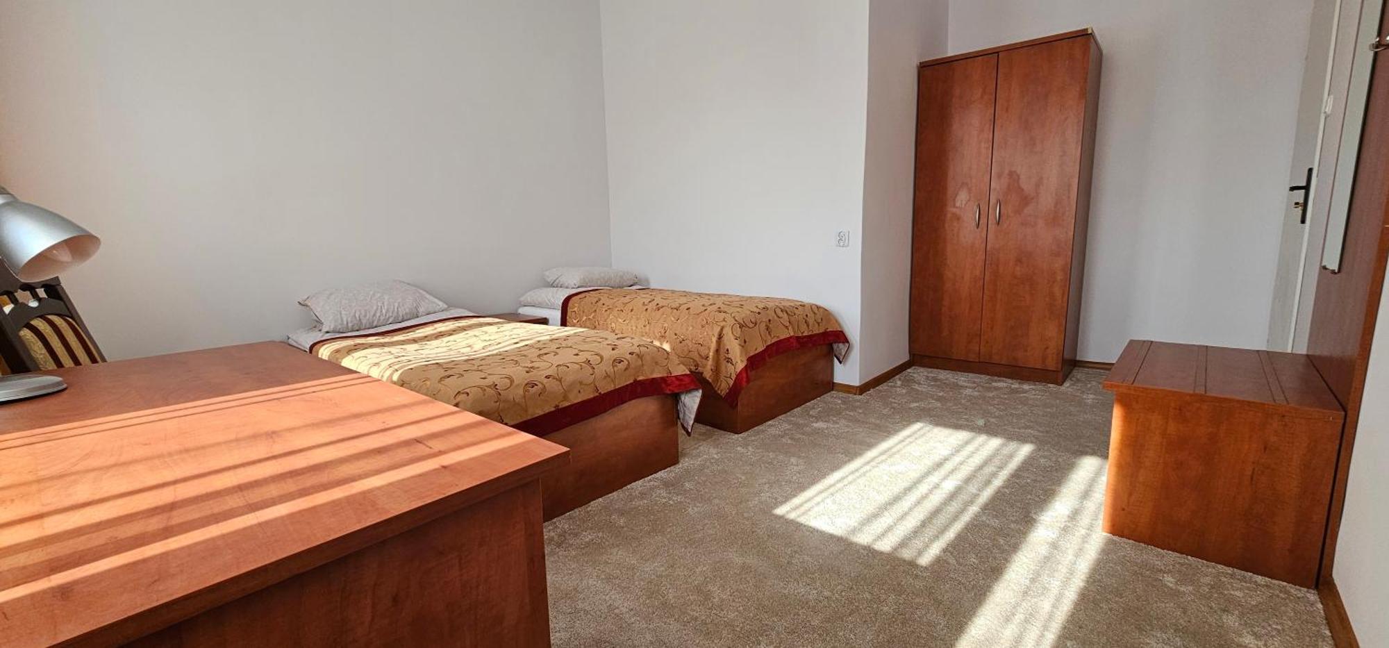 Rest Hostel Airport Modlin Nowy Dwór Mazowiecki Екстериор снимка