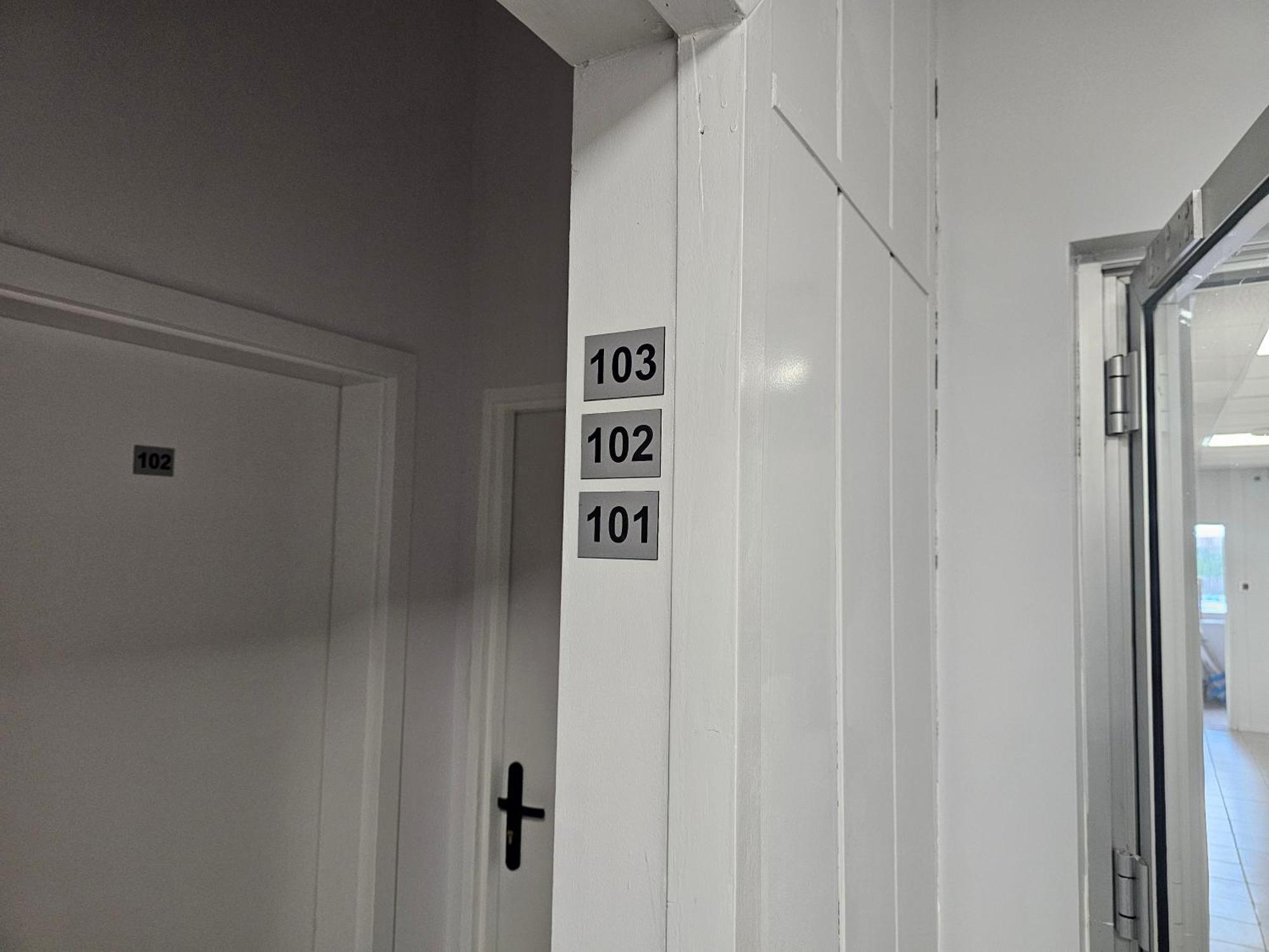 Rest Hostel Airport Modlin Nowy Dwór Mazowiecki Екстериор снимка