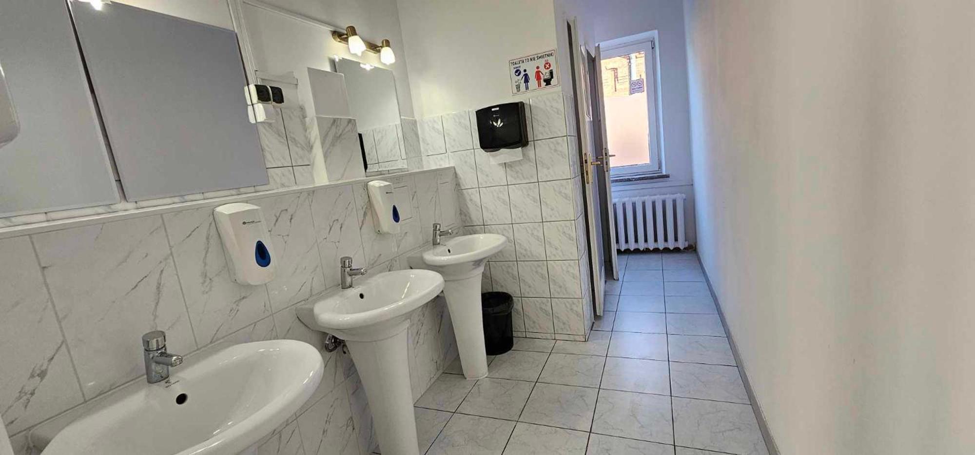 Rest Hostel Airport Modlin Nowy Dwór Mazowiecki Екстериор снимка