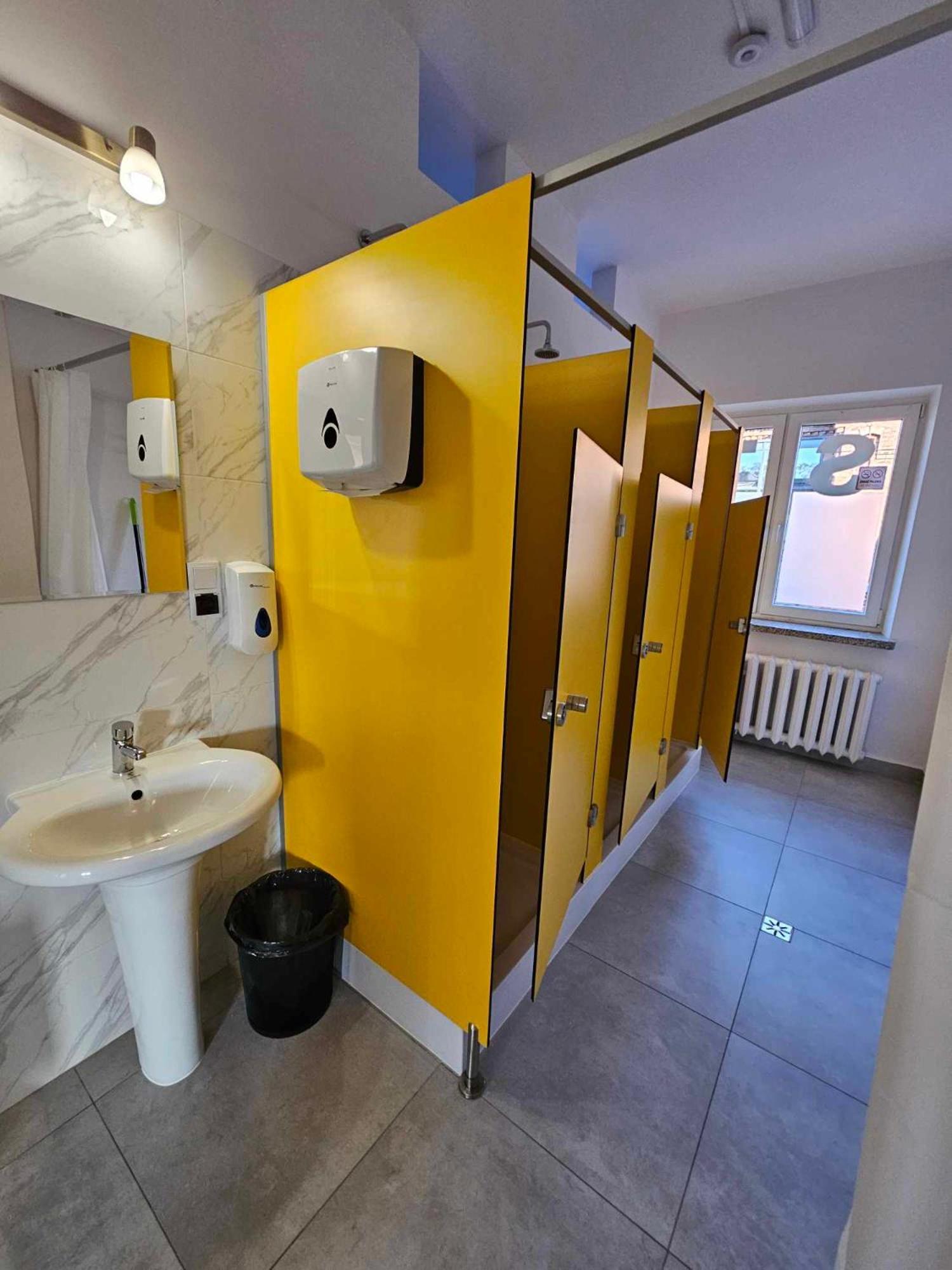 Rest Hostel Airport Modlin Nowy Dwór Mazowiecki Екстериор снимка