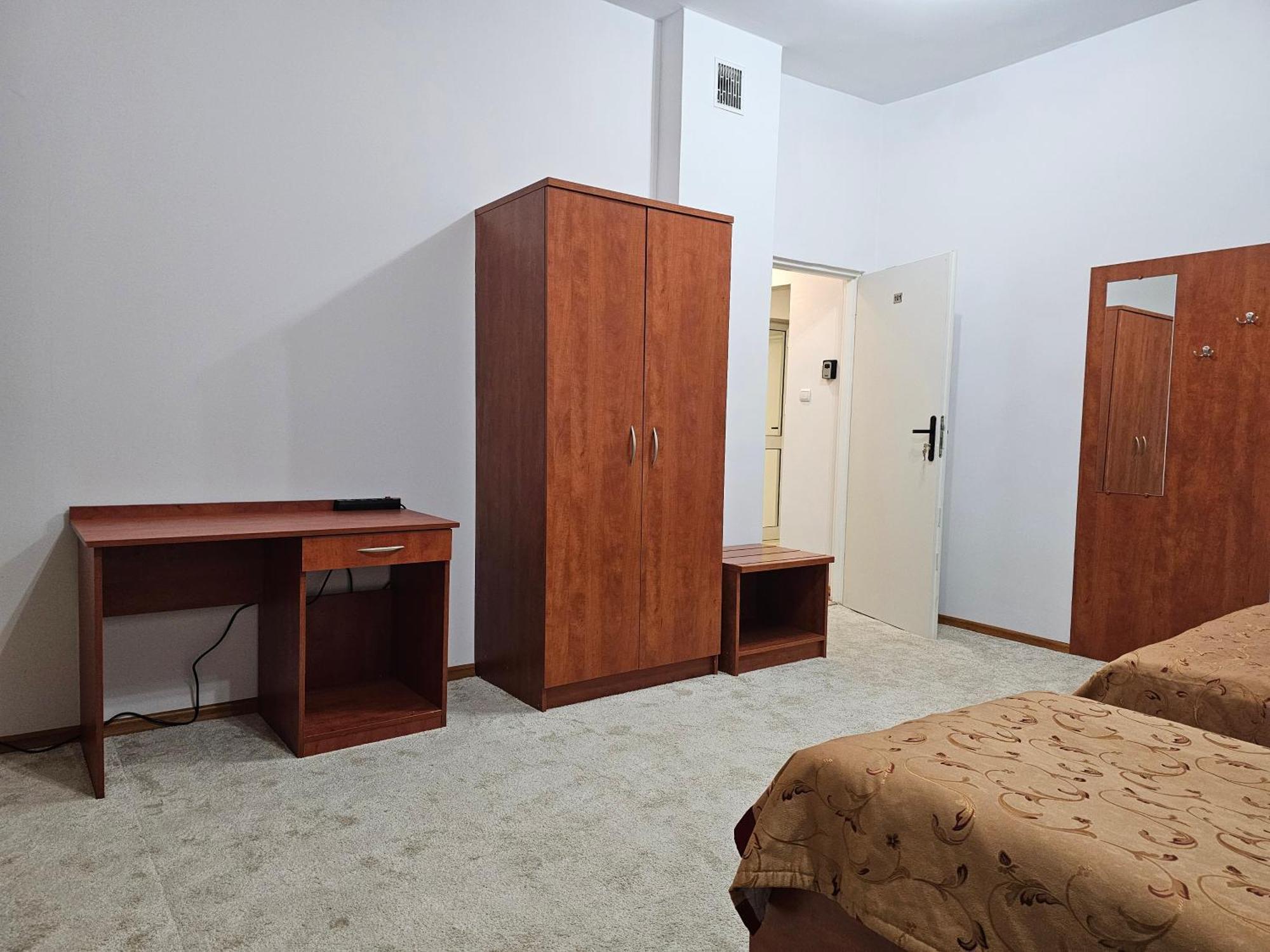 Rest Hostel Airport Modlin Nowy Dwór Mazowiecki Екстериор снимка
